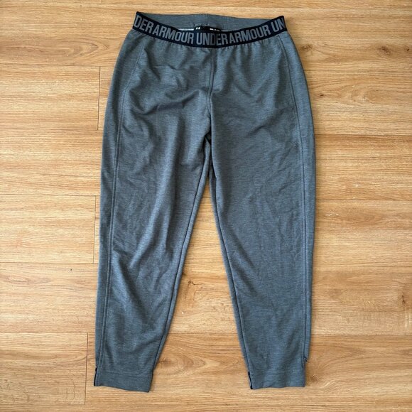 Under Armour Athletic High Rise Featherweight Fleece Crop Pants NWT Size S - Picture 1 of 7